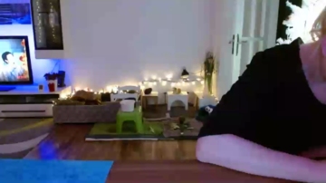 Ninixen  16-12-2021 blowing Female